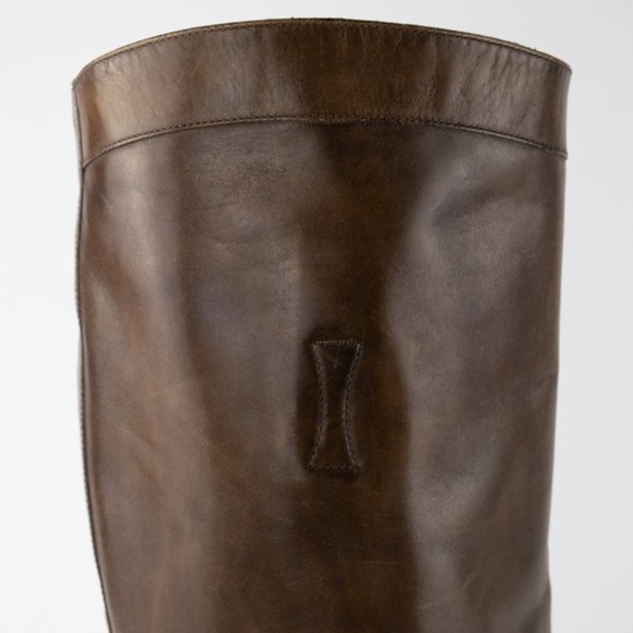 *SOLD* Gucci 'Boulanger' Equestrian Lace-Up Knee Boots - Picture 8 of 11